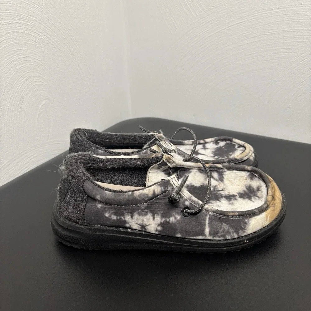 Hey Dude Wally Youth Thunderstruck Tie Dye Black/White Slip On Unisex Shoe Sz 13